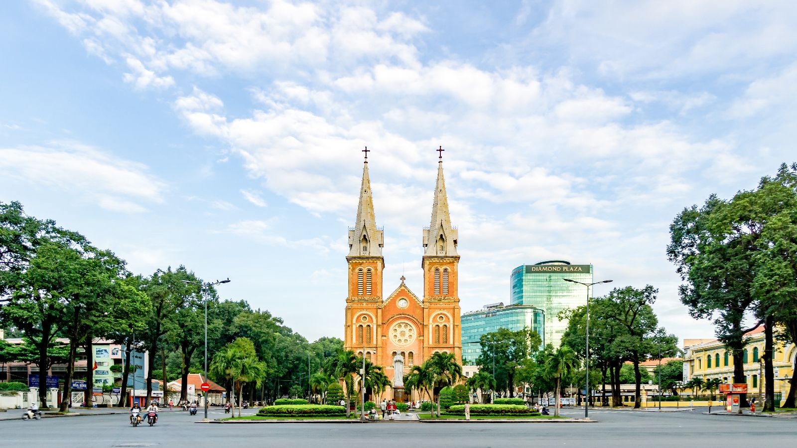 Notre Dame Cathedral saigon